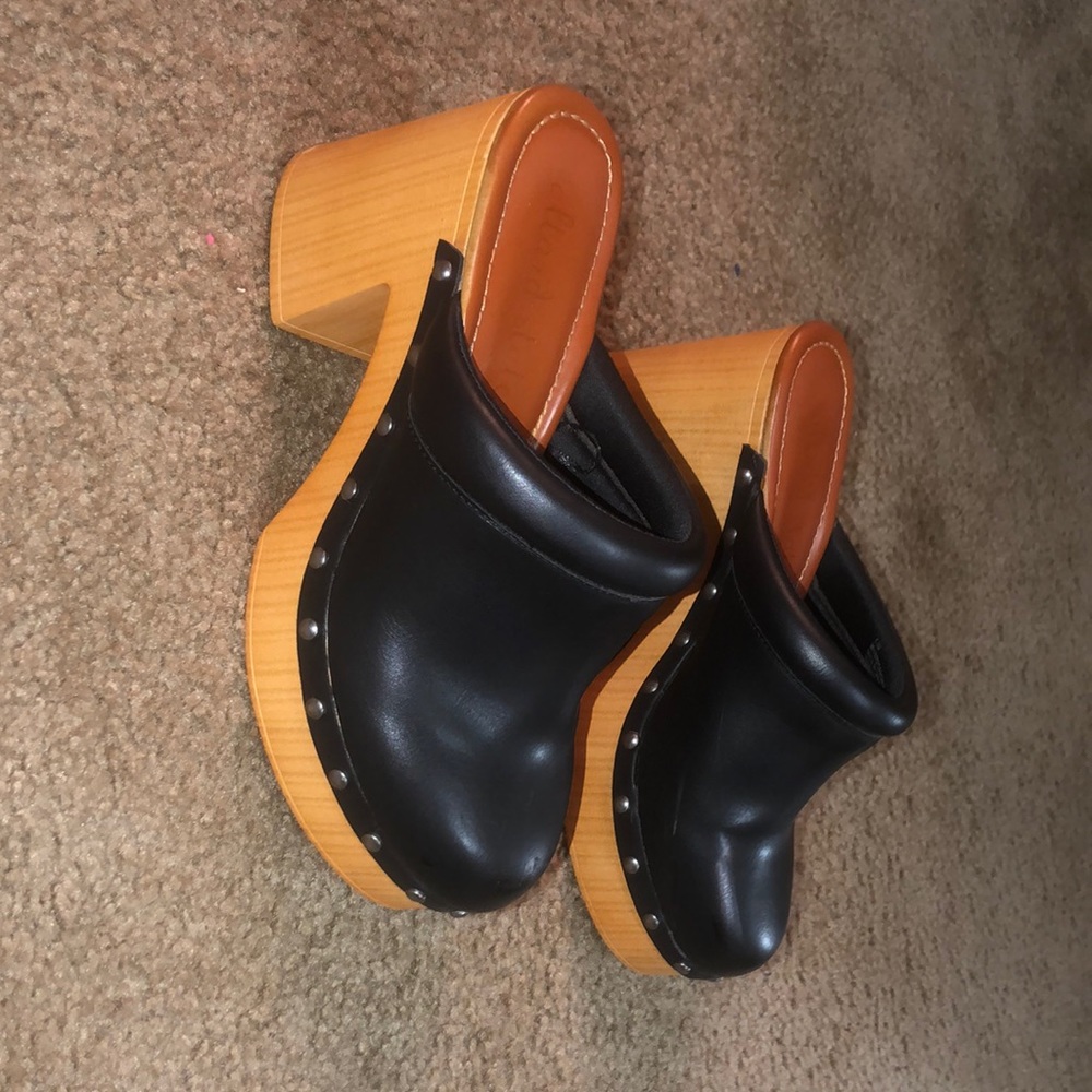 Women’s Clogs
